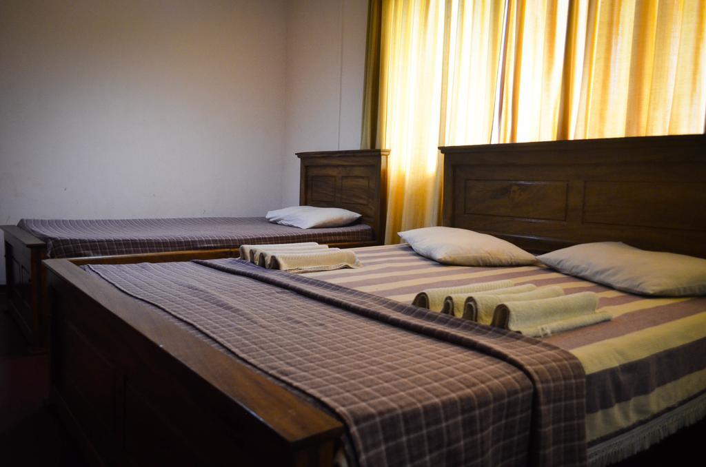 Yoho Mount Waves Hotel Colombo Kamer foto