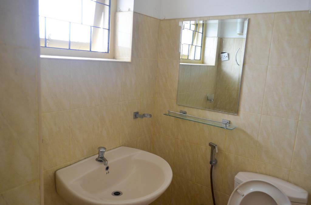 Yoho Mount Waves Hotel Colombo Kamer foto